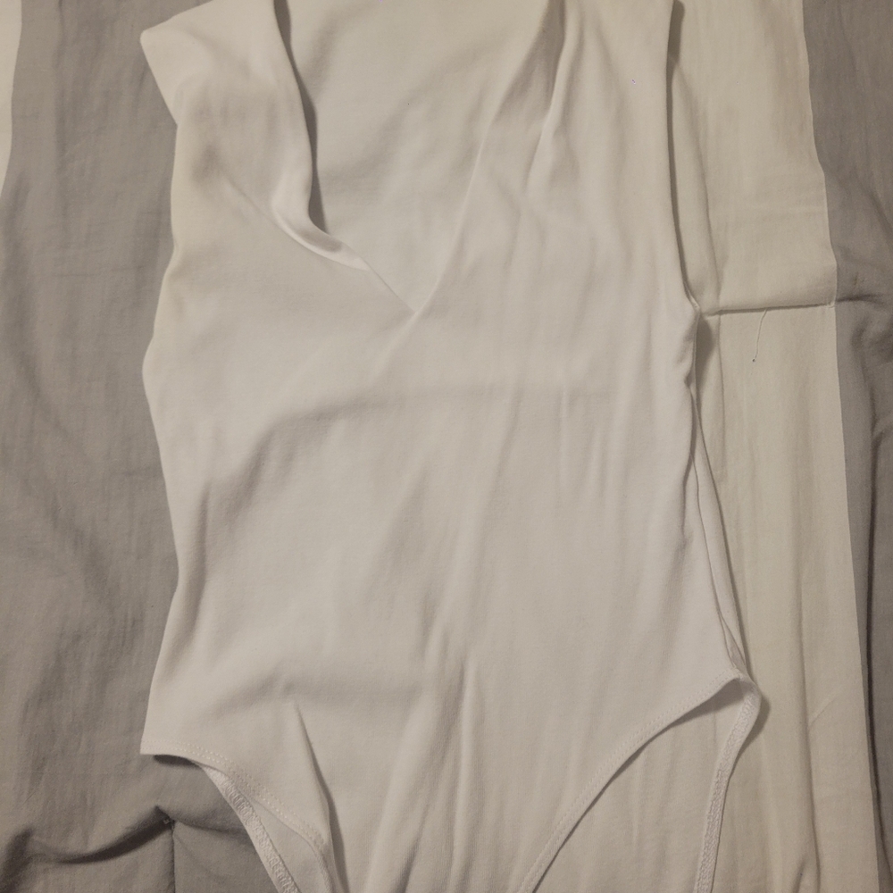 Body - Picture 3 of 3